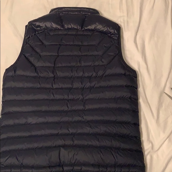 Abercrombie and Fitch down series vest - Picture 6 of 6